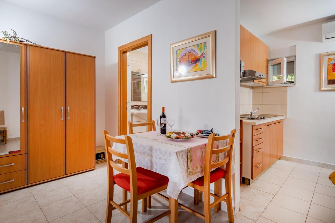 Apartments Tolic Baška Voda Εξωτερικό φωτογραφία