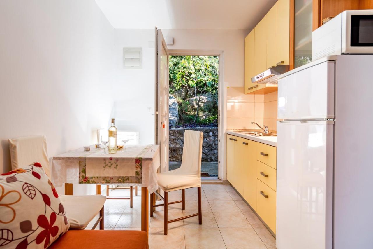 Apartments Tolic Baška Voda Εξωτερικό φωτογραφία